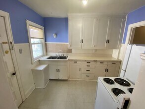 908 E 4th St in Duluth, MN - Building Photo - Building Photo