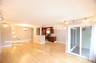 22 Moss Ave in Oakland, CA - Building Photo - Building Photo