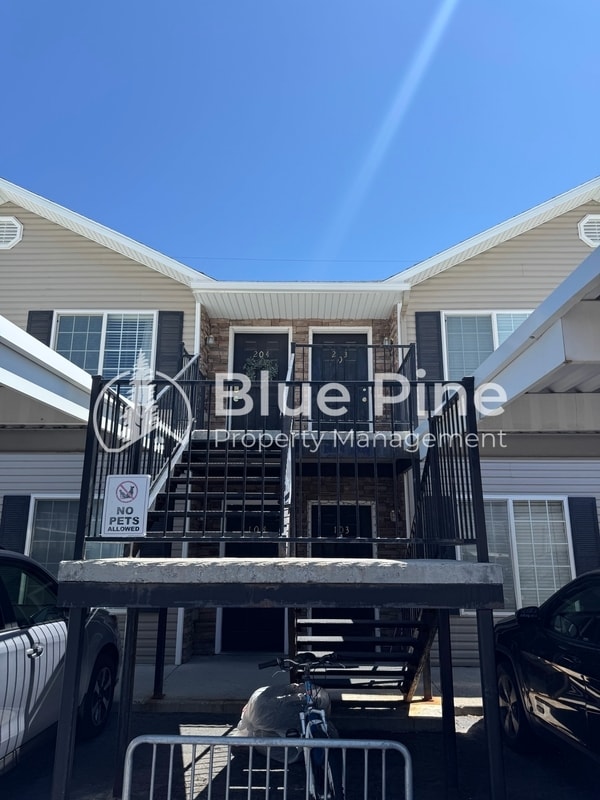 property at 520 W 7th S