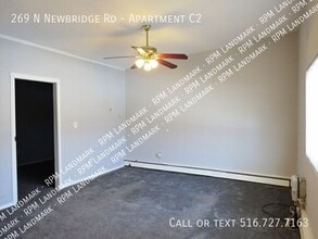 269 N Newbridge Rd in Levittown, NY - Building Photo - Building Photo