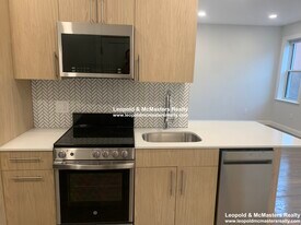 29 Queensberry St, Unit 9 in Boston, MA - Building Photo