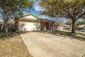 9123 Valhalla in Selma, TX - Building Photo - Building Photo