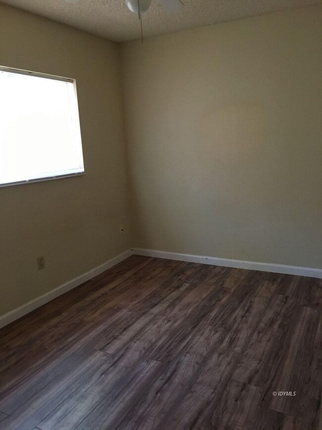 25840 CA-243 in Idyllwild, CA - Building Photo - Building Photo