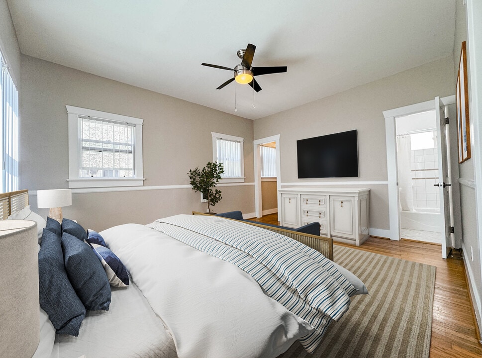 616 Apartments in Long Beach, CA - Building Photo