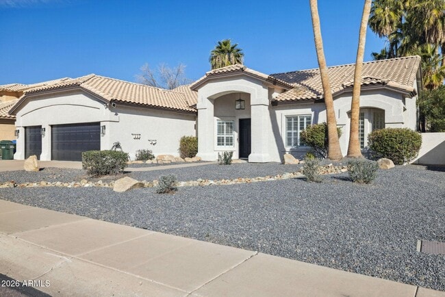 2732 E Hillery Dr in Phoenix, AZ - Building Photo - Building Photo