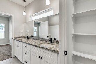 9846 Golden Ln in Lumberton, TX - Building Photo - Building Photo