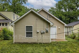 5918 Park Ave in Kansas City, MO - Building Photo - Building Photo