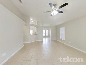 133 Fern Springs St in Debary, FL - Foto de edificio - Building Photo