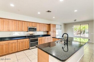 2044 E Firestone Dr in Chandler, AZ - Building Photo - Building Photo
