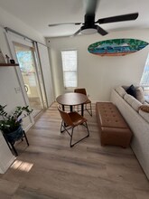 23335 La Crescenta in Mission Viejo, CA - Building Photo - Building Photo