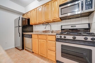 2787 John F. Kennedy Blvd in Jersey City, NJ - Building Photo - Building Photo