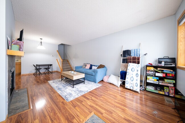 17326 Lilac Ln SE in Prior Lake, MN - Building Photo - Building Photo