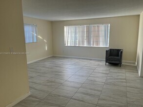 1020 94th St in Bay Harbor Islands, FL - Building Photo - Building Photo