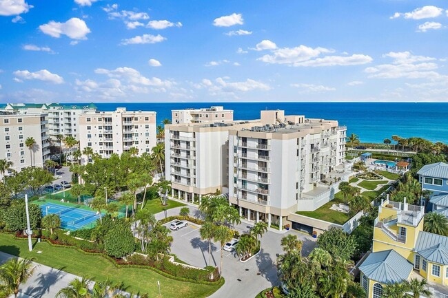 176 Helios Dr, Unit 6060 in Jupiter, FL - Building Photo - Building Photo