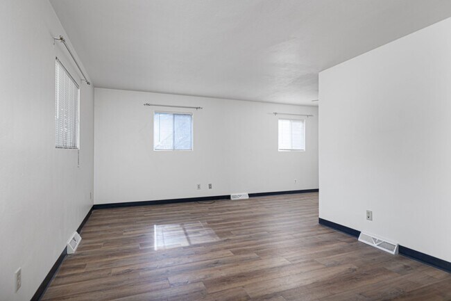 1236 Jackson St in La crosse, WI - Building Photo - Building Photo