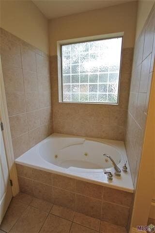 property at 809 Summer Breeze
