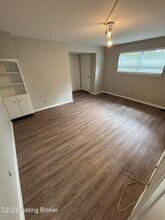 338 Idlewylde Dr in Louisville, KY - Building Photo - Building Photo