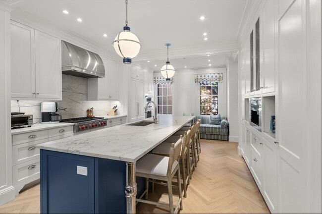 77 Myrtle St, Unit 77