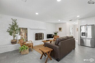 1132 B N Hwy in Wichita Falls, TX - Building Photo - Building Photo