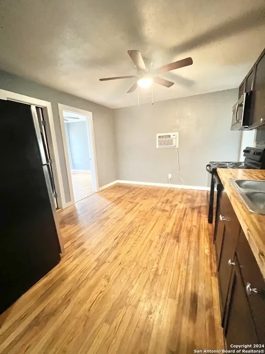 311 Glamis Ave in San Antonio, TX - Building Photo - Building Photo