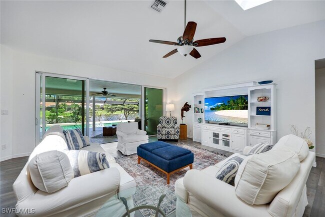 property at 11532 Tanager Ct