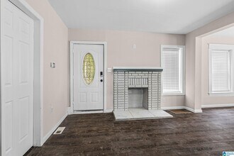 528 10th Ct W in Birmingham, AL - Building Photo - Building Photo