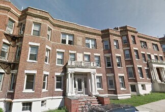 11 Scottfield Rd in Boston, MA - Foto de edificio - Building Photo