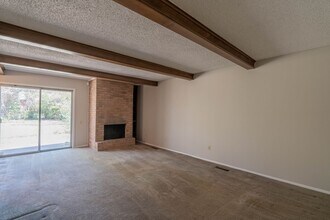 6125 S Troost Ave in Tulsa, OK - Building Photo - Building Photo