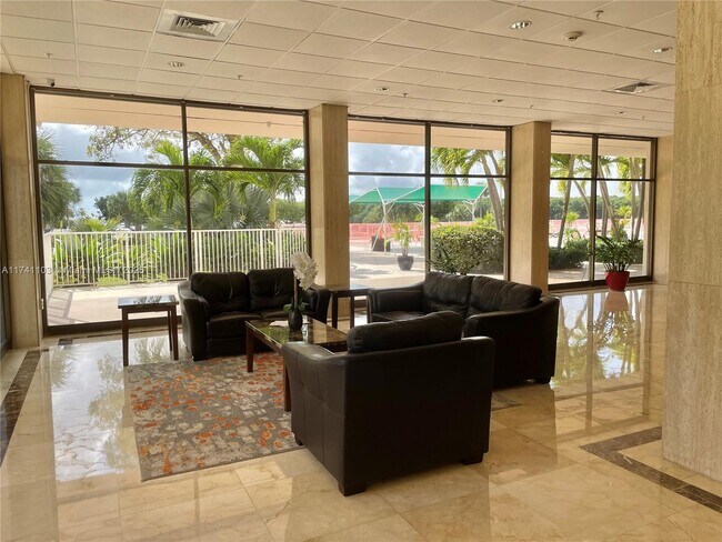 property at 400 Kings Point Dr