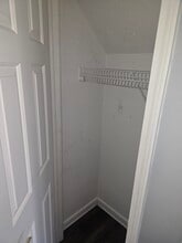 1907 E Balsam Ct in Anderson, IN - Building Photo - Building Photo