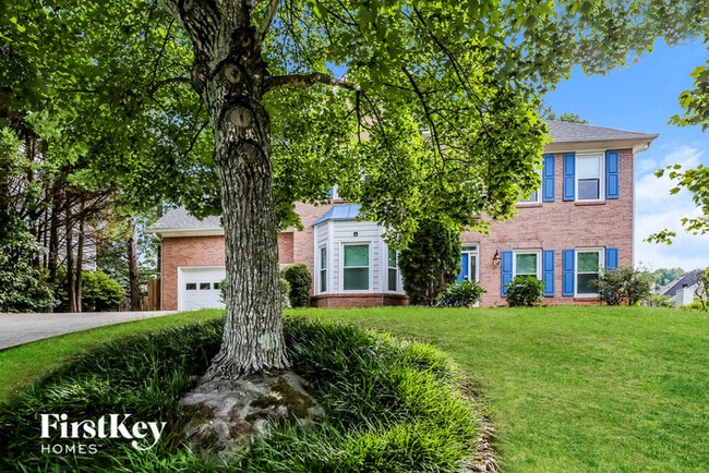 property at 3215 Maple Terrace Dr