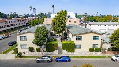 The Courtyard in Los Angeles, CA - Building Photo - Primary Photo