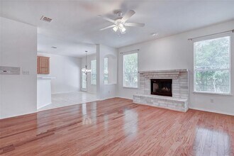 1001 Clear Lake Ln in Leander, TX - Building Photo - Building Photo