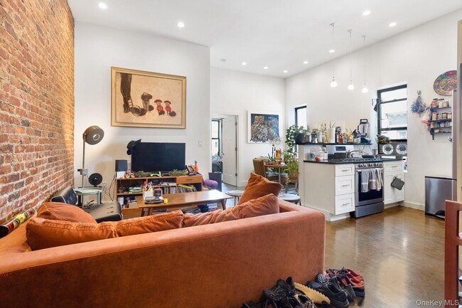 property at 880 Wyckoff Ave