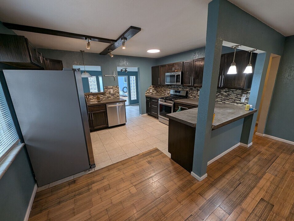 1210 Syracuse St in Denver, CO - Building Photo