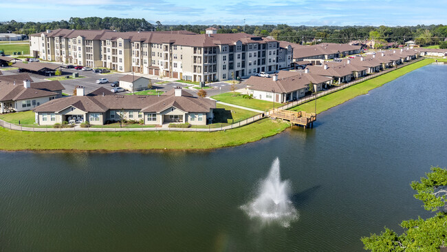 The Vincent Senior Living in Lafayette, LA - Building Photo - Building Photo