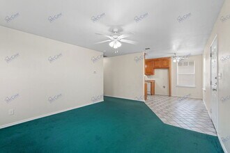 509 W Cedar St in Gunter, TX - Building Photo - Building Photo