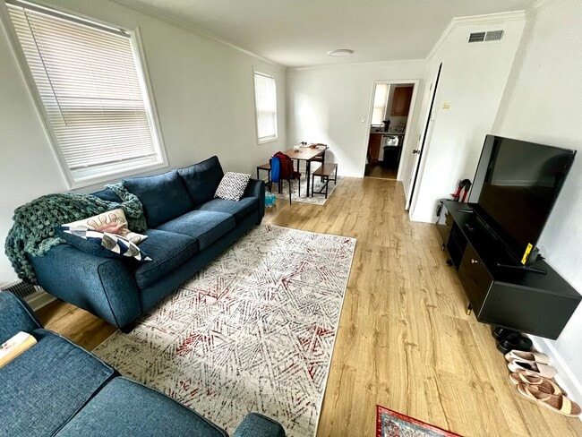 129 W Reed Ave in Alexandria, VA - Building Photo - Building Photo