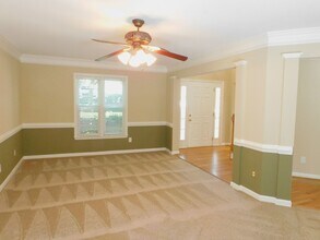 5300 Lange Trail in Greensboro, NC - Foto de edificio - Building Photo