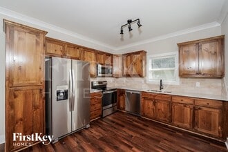 7540 Old Acton Rd in Moody, AL - Foto de edificio - Building Photo