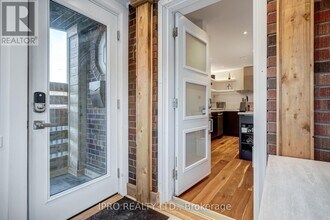 31 Rotherham Ave in Toronto, ON - Building Photo - Building Photo