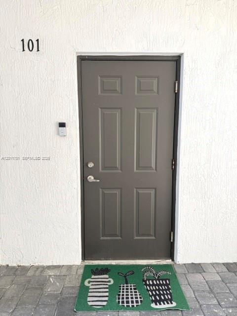 15650 SW 136th St in Miami, FL - Building Photo - Building Photo
