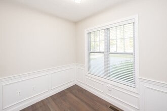 22 Beacon St in Shrewsbury, MA - Building Photo - Building Photo