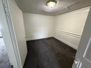 1723 N 11th St in Terre Haute, IN - Building Photo - Building Photo