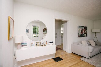 7014 N Greeley Ave in Portland, OR - Building Photo - Building Photo