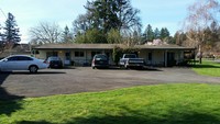 1015 NE 181st Ave in Gresham, OR - Foto de edificio - Building Photo