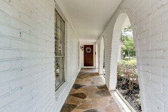11006 Wickersham Ln in Houston, TX - Building Photo - Building Photo