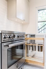 10715 Park Village Pl, Unit A in Dallas, TX - Building Photo - Building Photo