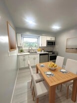 River View Apartments in Lodi, NJ - Building Photo