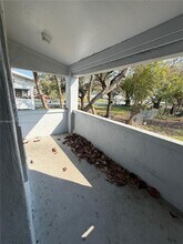 140 NW 13th St in Miami, FL - Building Photo - Building Photo